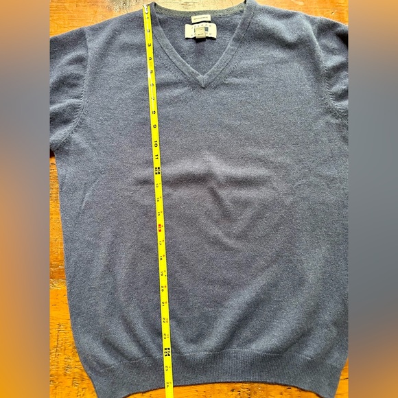 Like-New Joseph Abboud 100% Cashmere sweater, size L - Picture 9 of 9